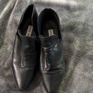 Steve Madden Black Leather Loafers